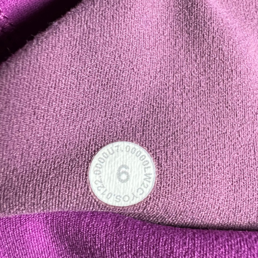 Lululemon Align Reversible Sports Bra in Bright Magenta/Vintage Plum, Size 6 - Picture 5 of 5